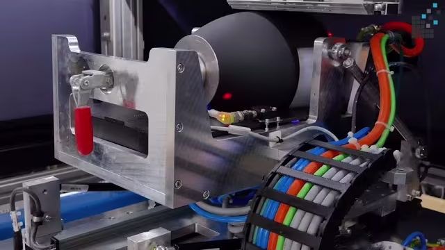 INEQS urn printer in operation